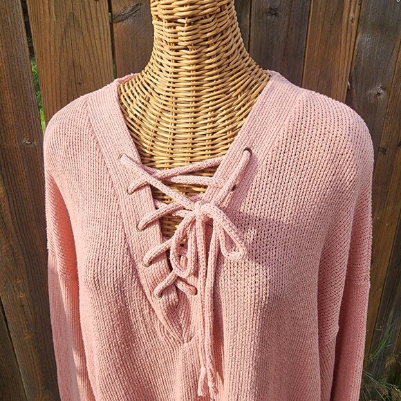 Sadie and Love pink Knit Sweater SZ. XL Lace up V Neck Made with Love in Cali. - Picture 3 of 8
